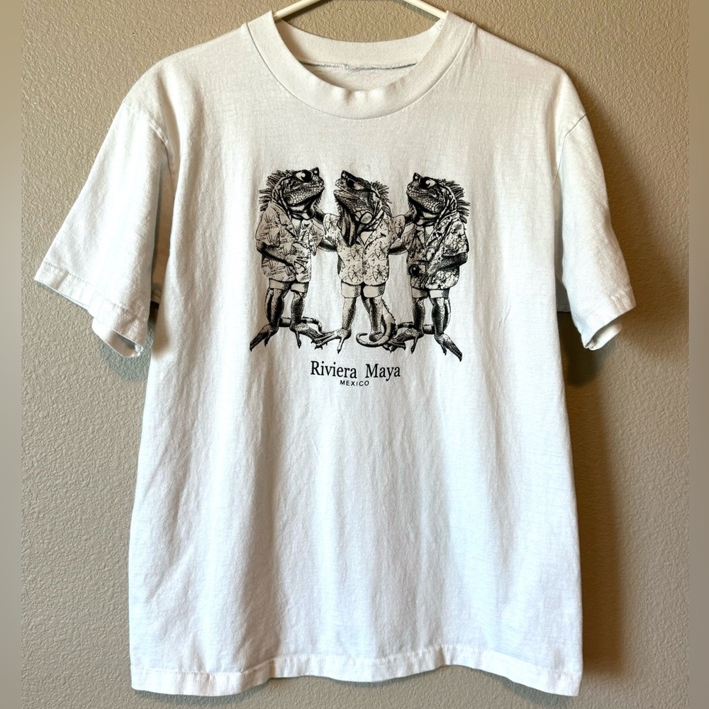 Vintage Riviera Maya Cancun Mexico Destination Cotton Tee T Shirt Iguana Lizard